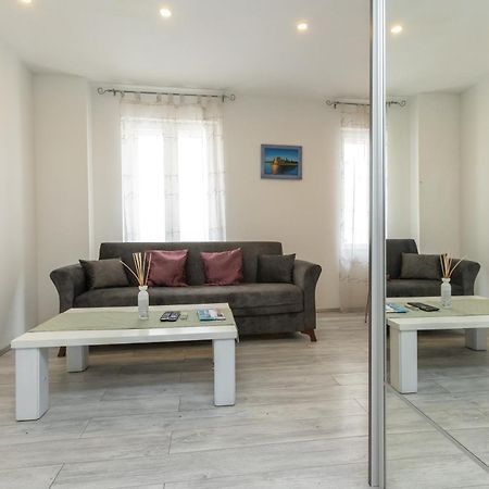 Alpha Loft 1Br Apartment In Center ザダル エクステリア 写真