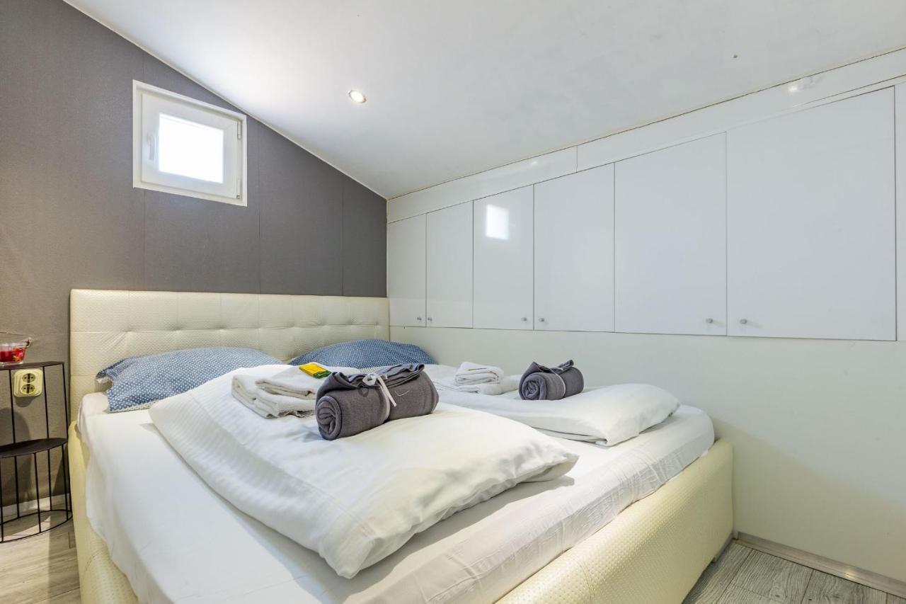 Alpha Loft 1Br Apartment In Center ザダル エクステリア 写真