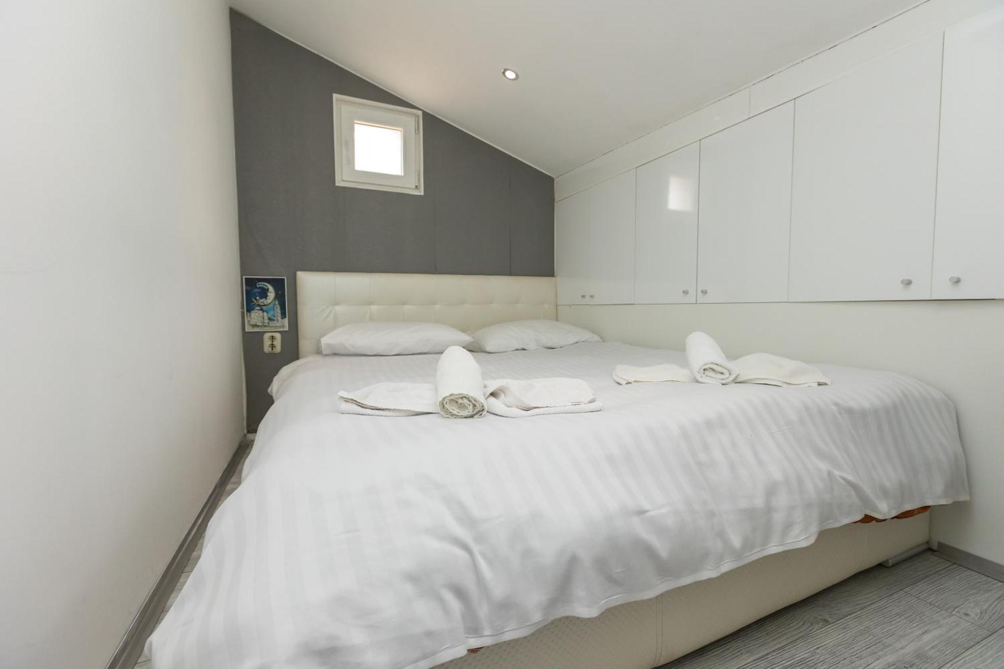 Alpha Loft 1Br Apartment In Center ザダル エクステリア 写真